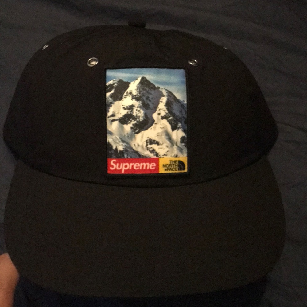 Supreme X North Face Black Hat - Picture 1 of 5